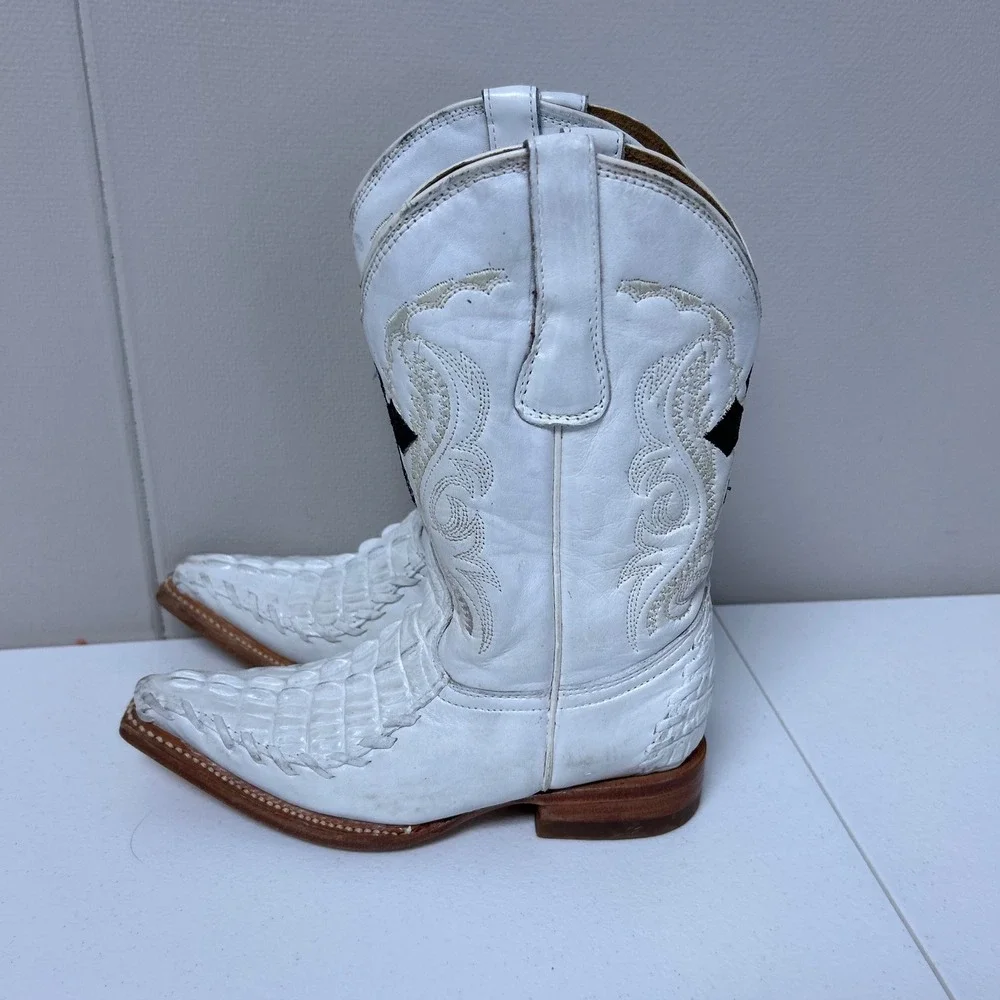 Aguila Real Cowboy Boots Kids MEX 19 US 12C White Leather Black Cross Alligator